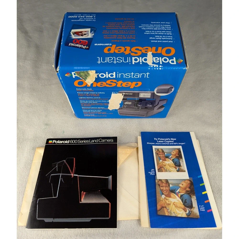 NEW 80's Polaroid OneStep Close Up 600 Instant Camera‎